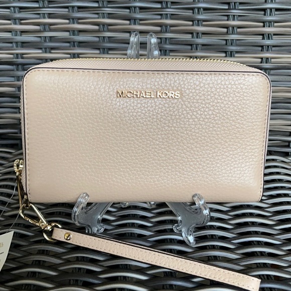 Michael Kors Jet Set Travel Lg Flat Multifunctional Phone Case-Wristlet-Wallet - Picture 15 of 16